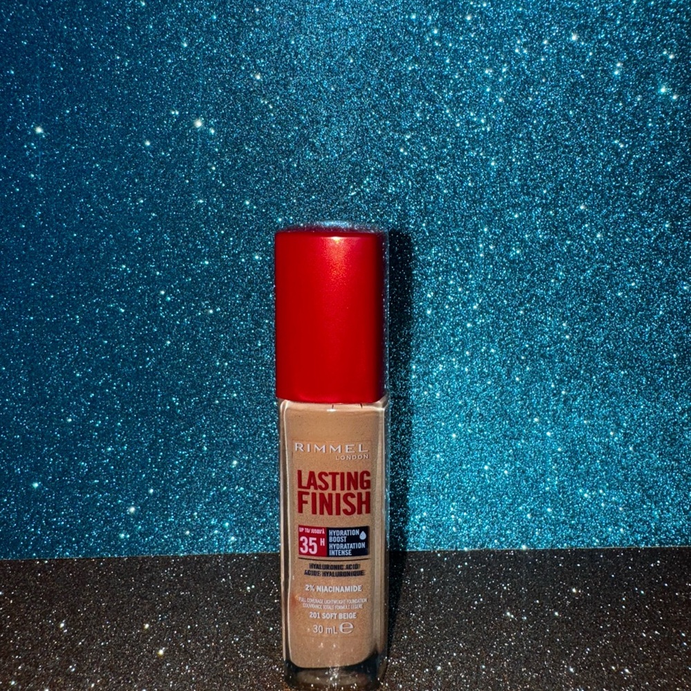 Rimmel London Lasting Finish Foundation with Red Cap